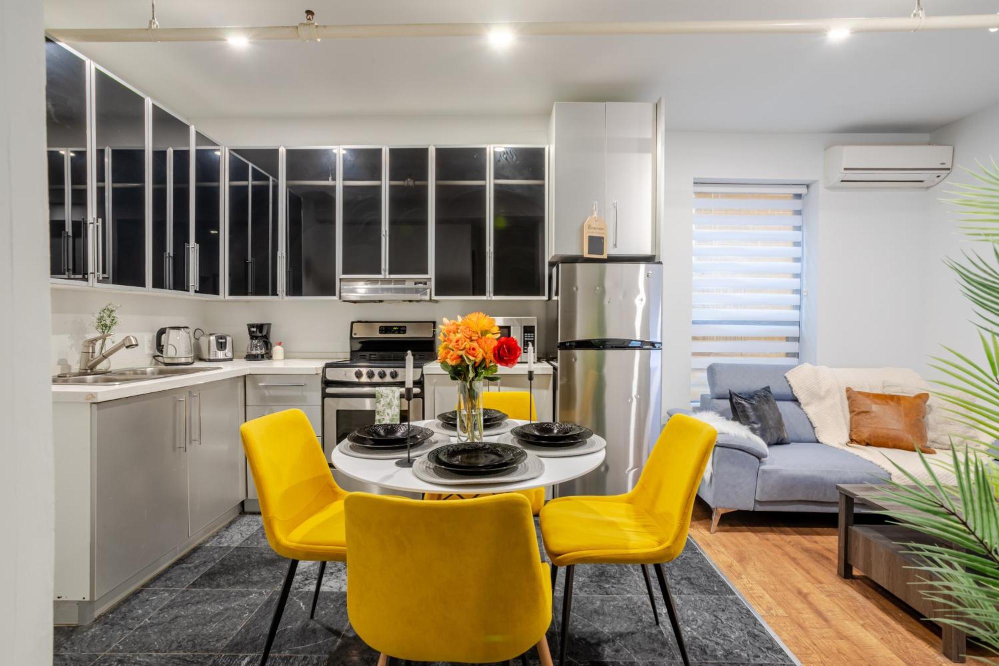Appartement Charming 1bdr On Bishop St- Mtl